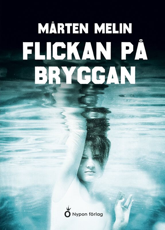 ISBN 9789179873820 Flickan på bryggan