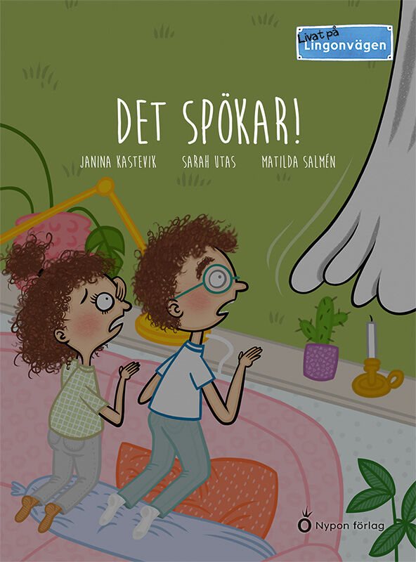 ISBN 9789180770194 Livat på Lingonvägen: Det spökar!