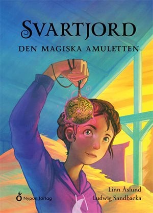 ISBN 9789180785112 Svartjord - Den magiska amuletten