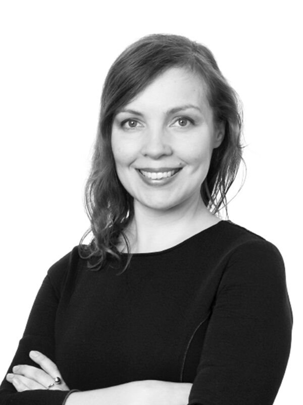 Anna Yelistratova Författare