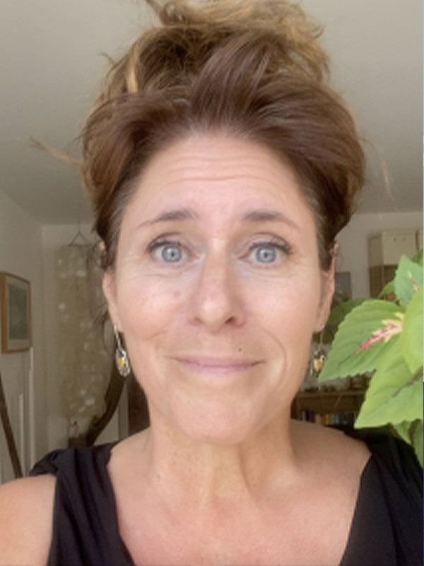 Astrid Hyllsjö Kapitelförfattare