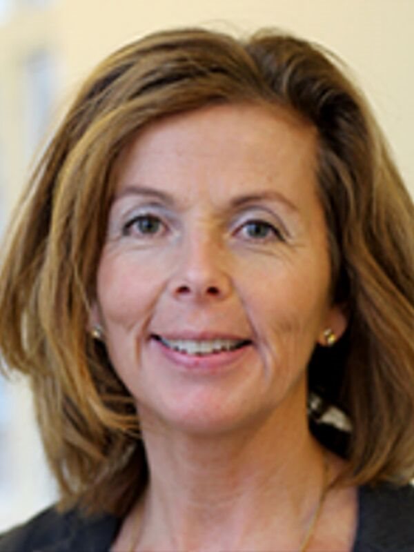 Carmela Miniscalco Kapitelförfattare