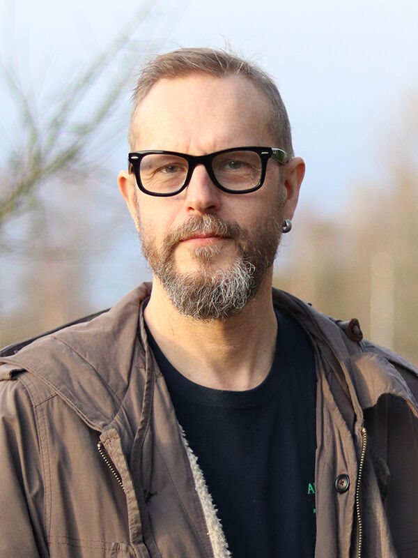 Eddy Nehls Kapitelförfattare