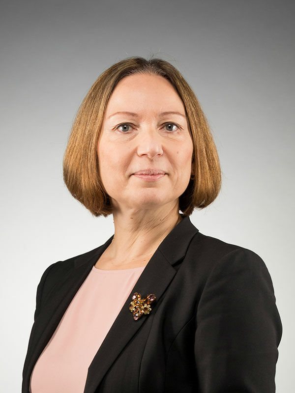 Elena Namli Kapitelförfattare