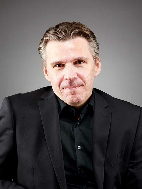 Jimmy Vulovic Författare