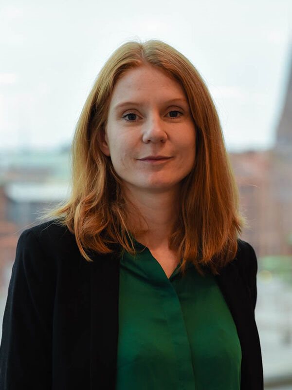 Karin Henrikz Författare