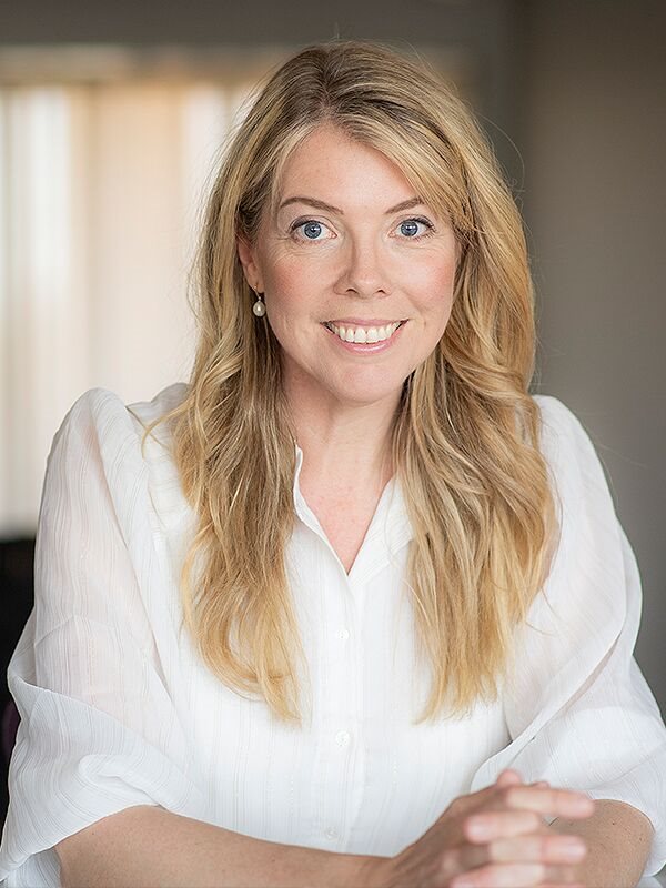 Louise Bringselius Författare