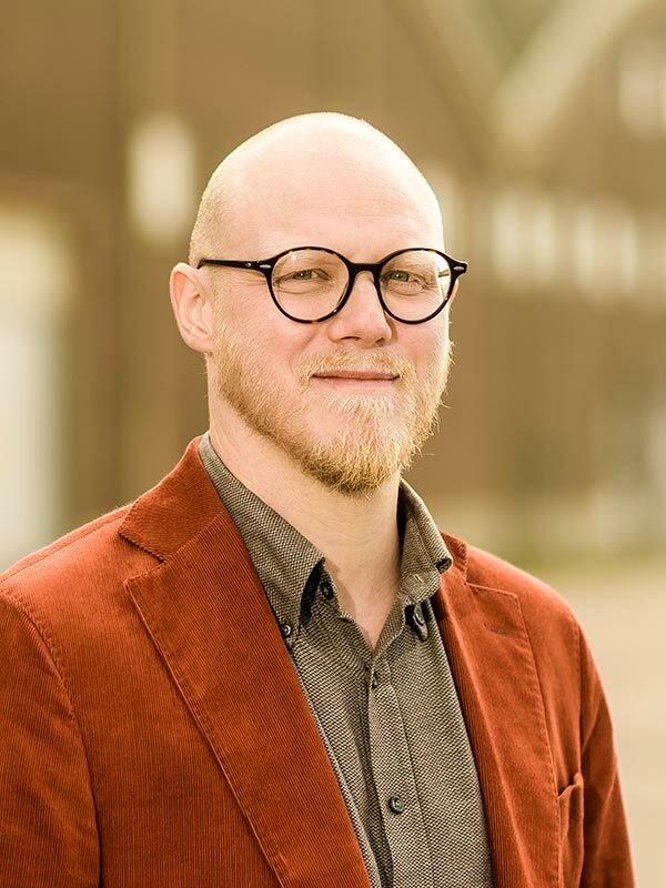 Magnus Adenskog Kapitelförfattare