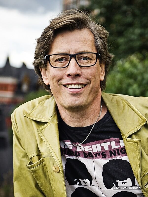 Magnus Ljunggren Författare