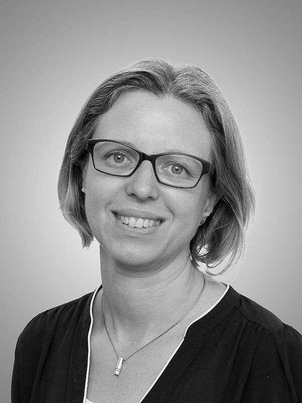 Martina Axmin Författare