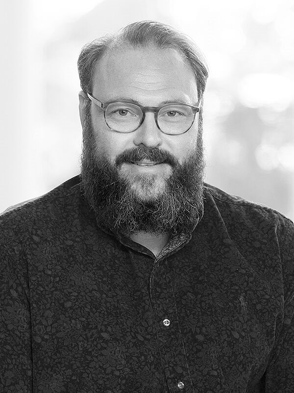 Mikael Priks Författare