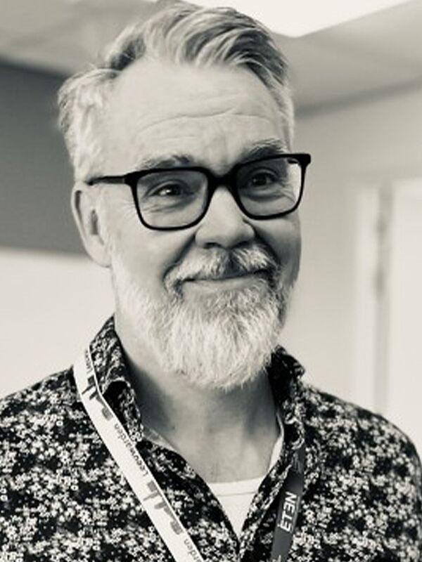 Ola Henricsson Kapitelförfattare