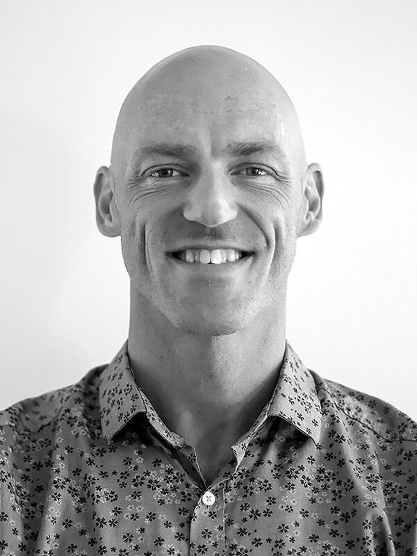 Pontus Wärnestål Kapitelförfattare