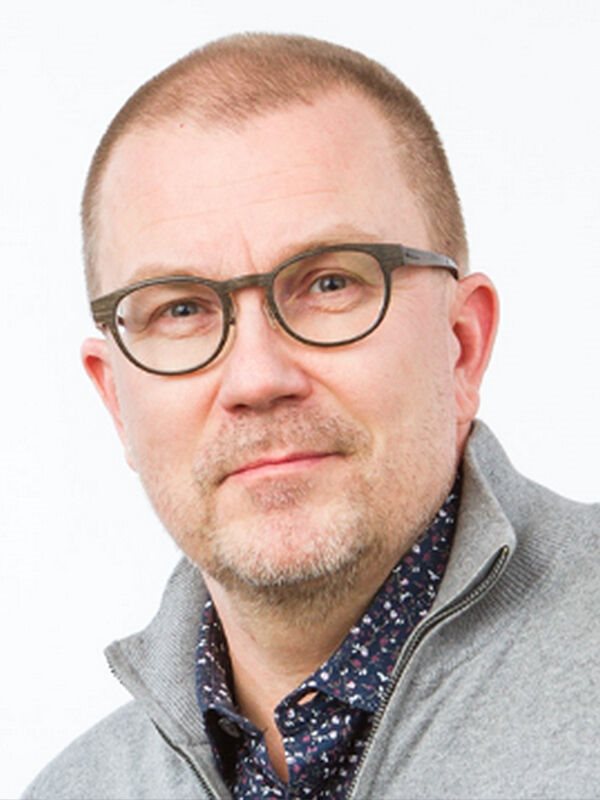 Tommi Tikka Författare